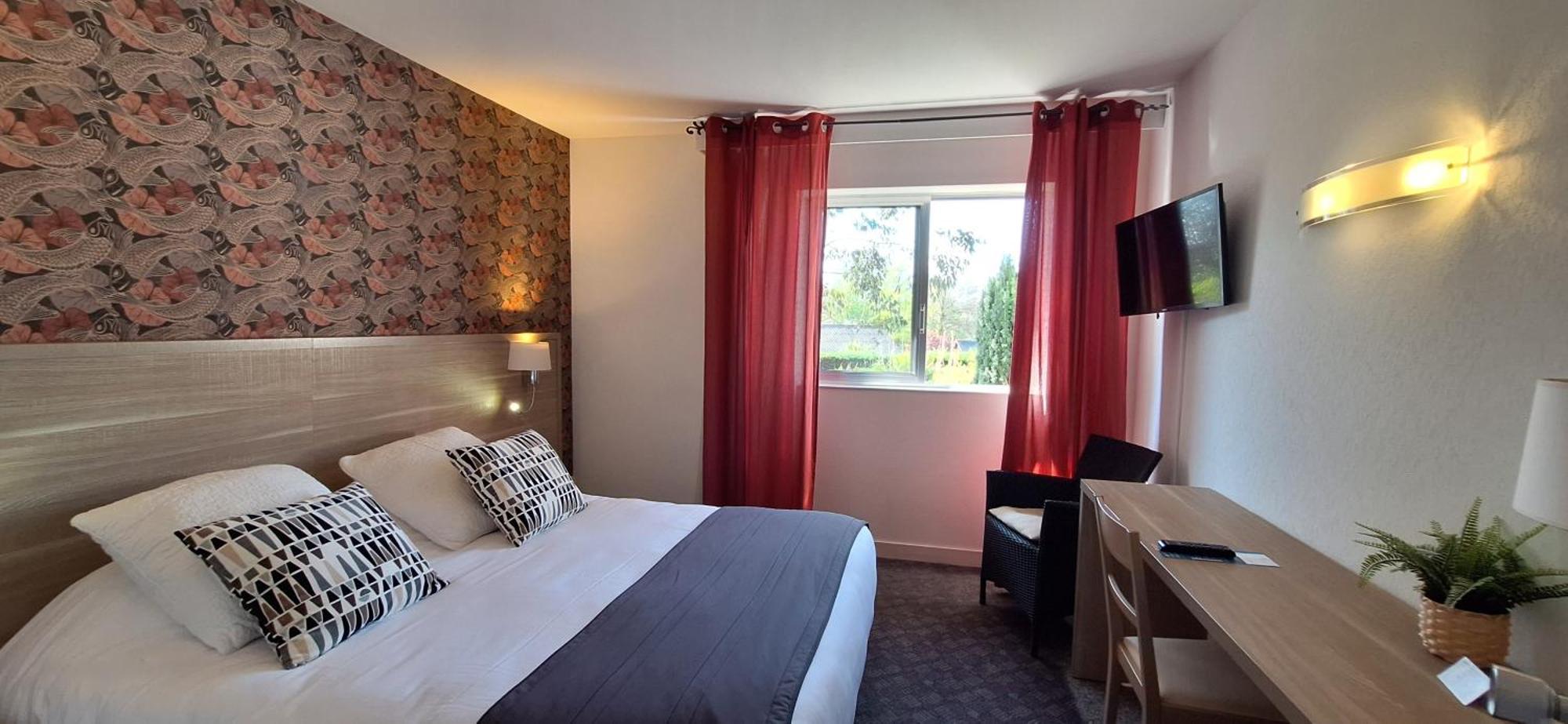 Brit Hotel Le Cygne Saint-Hilaire-du-Harcouët Esterno foto