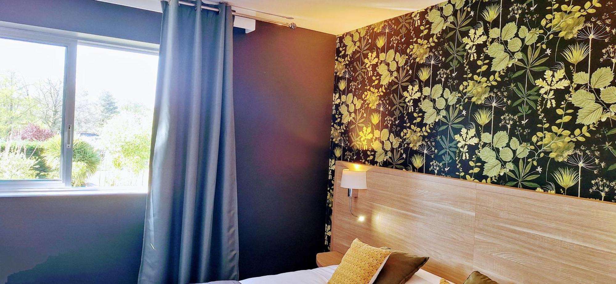 Brit Hotel Le Cygne Saint-Hilaire-du-Harcouët Esterno foto